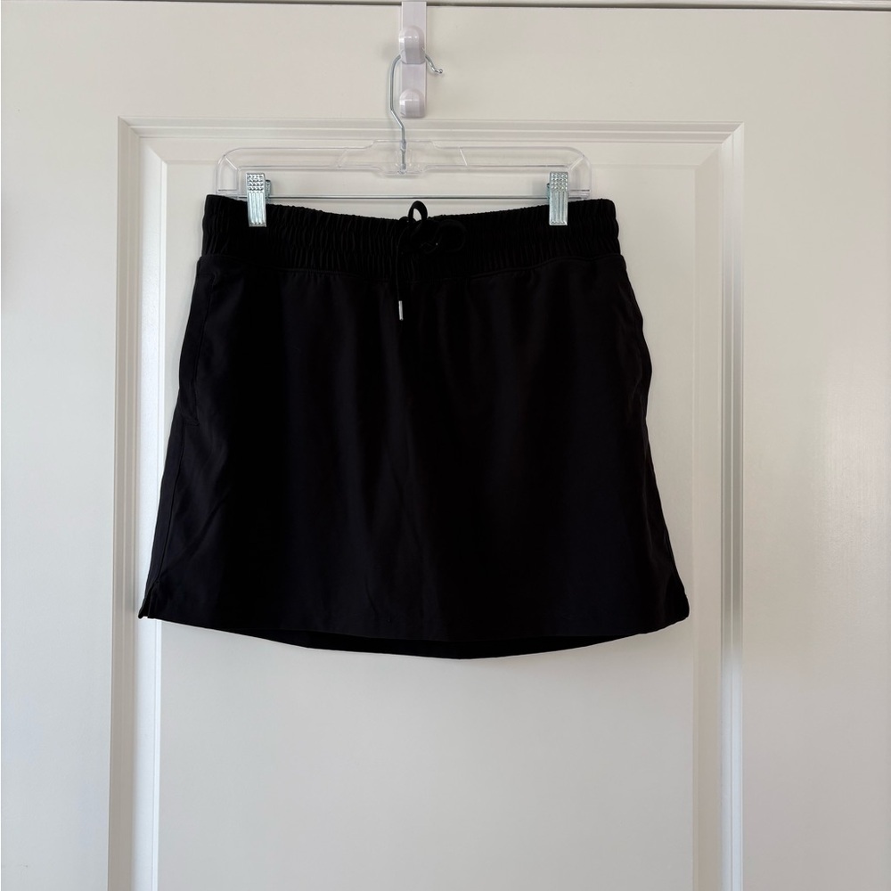Tek Gear Moisture-Wicking High Rise Woven Black Skort – Size Medium